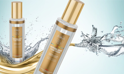 Квантова косметика: Hyperlight Fluid Fusion Cosmetic Face Mist